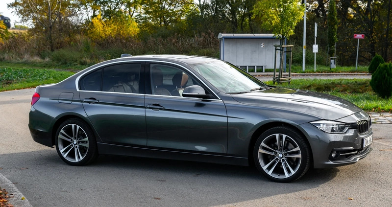 BMW Seria 3 cena 74900 przebieg: 186000, rok produkcji 2017 z Wrocław małe 301